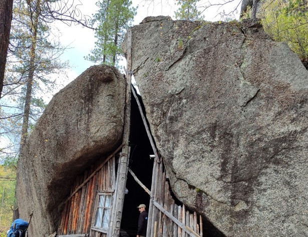Подкова Иркута и скальник Лев. Выходной на природе - лучший отдых для горожан